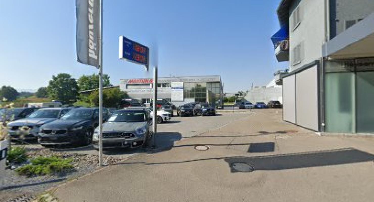 Walter Furrer | Elektromotoren | Reparaturwerkstatt - Vêtements de seconde main in Zurich