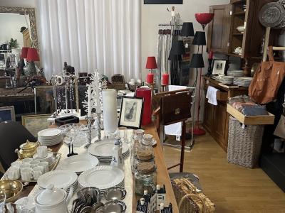 Up and Down Shop - Second-hand Clothing in Zurich