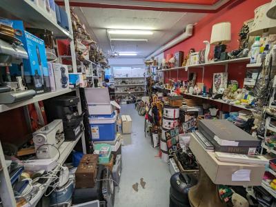 Wehntaler Brocki - Second-Hand-Kleidung in Zürich