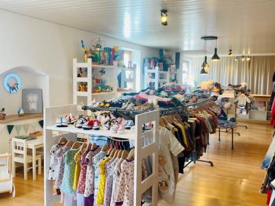 Kinderkleiderbörse Höri - Second-hand Clothing in Zurich