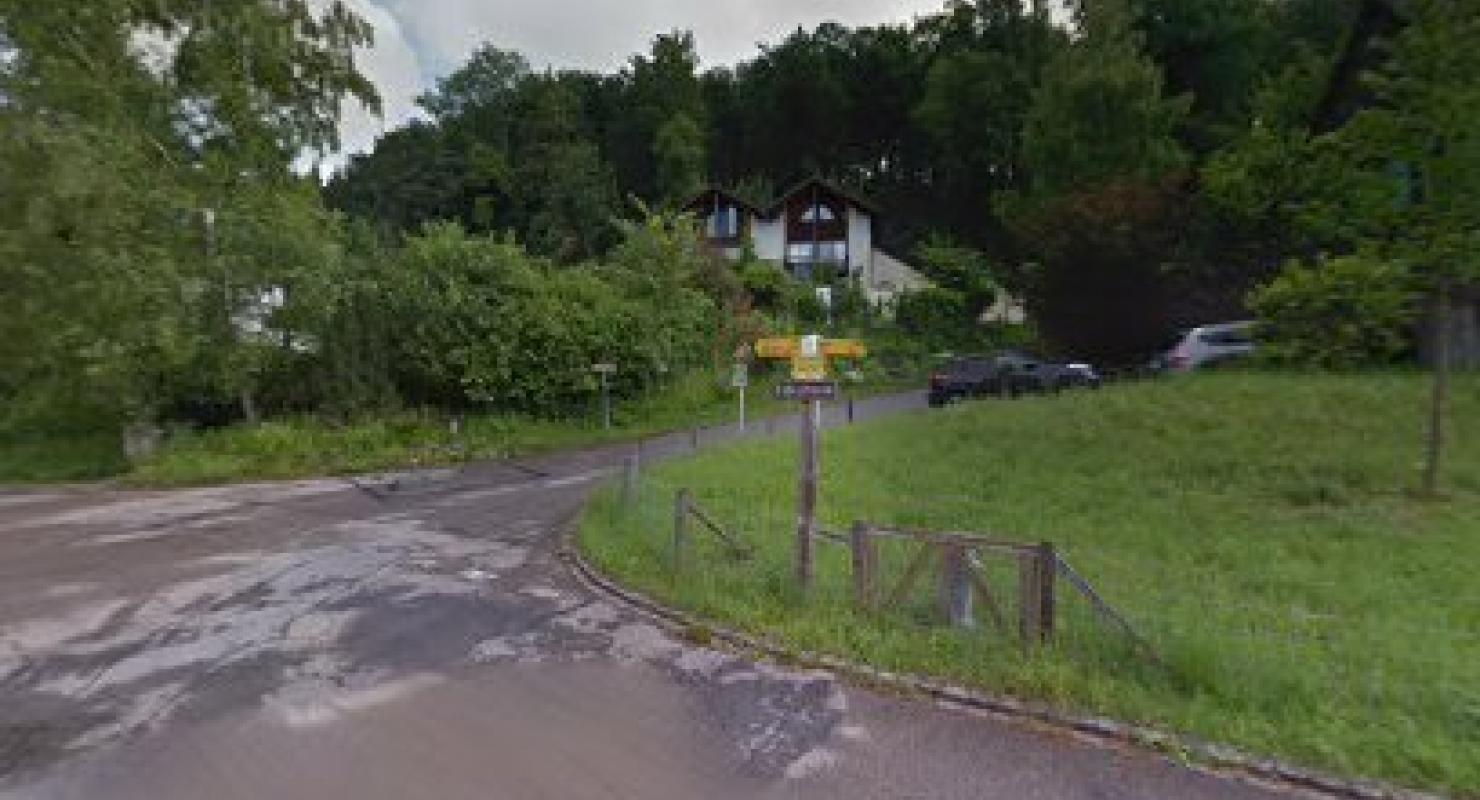 AJV - Upcycled Fashion in Zurich