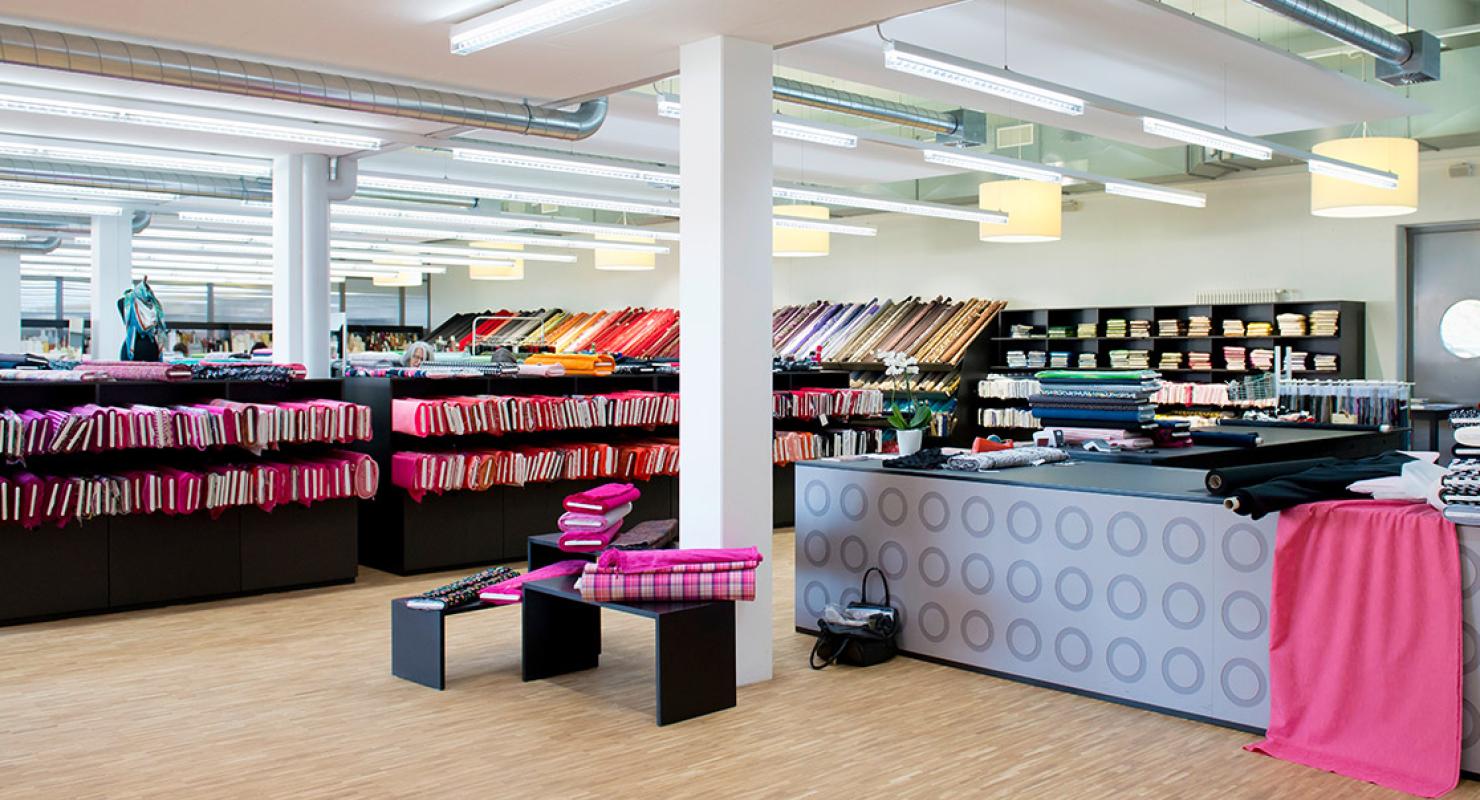 Weisbrod-Zürrer AG - Upcycled Fashion in Zurich