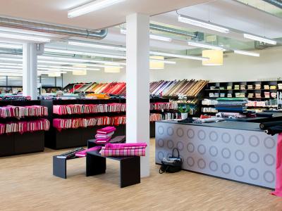 Weisbrod-Zürrer AG - Upcycled Fashion in Zurich