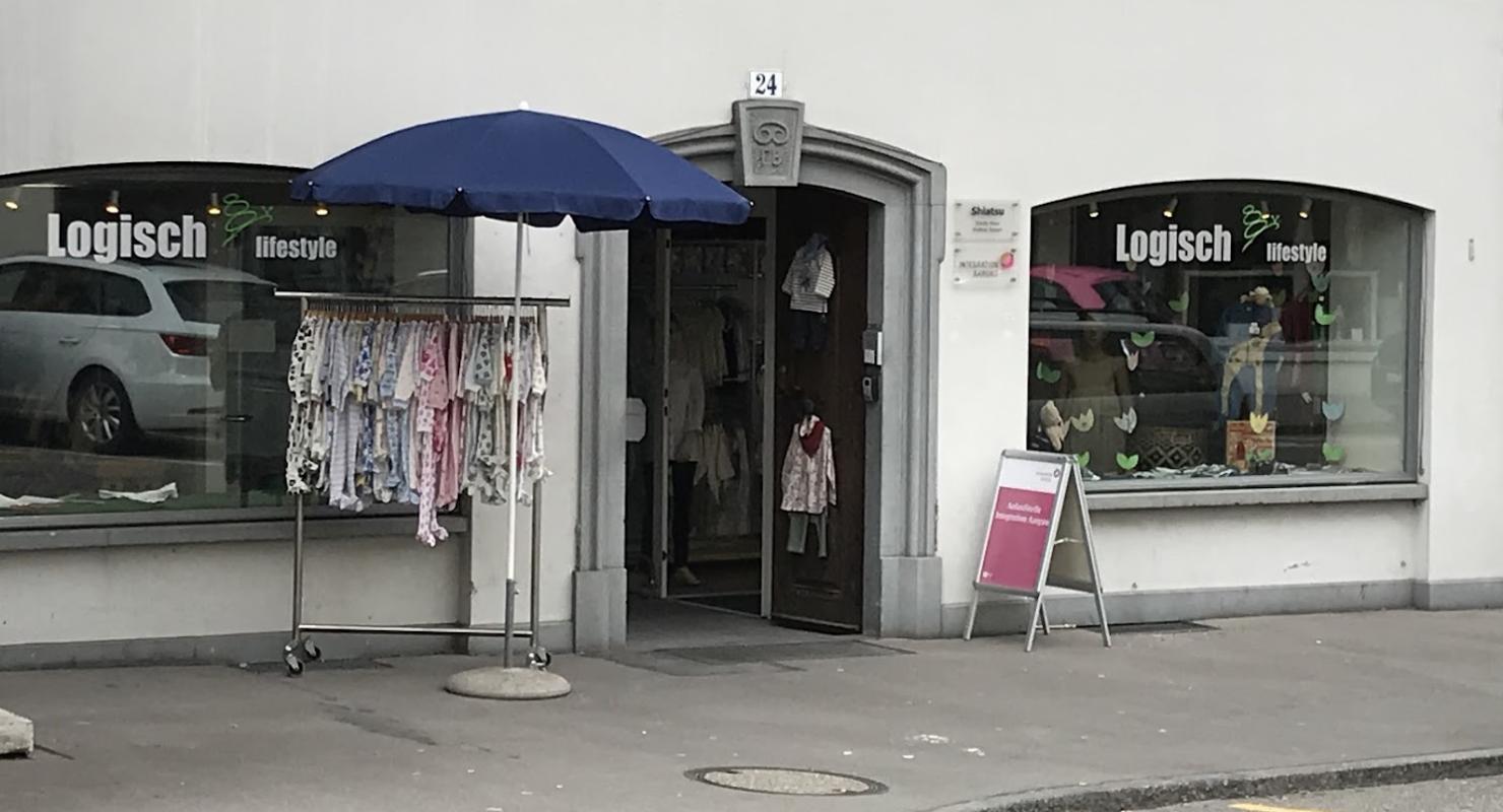 LOGISCH lifestyle GmbH - Vêtements de seconde main in Argovie