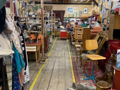 Nikodemus Brockenstube - Second-hand Clothing in Basel-Land