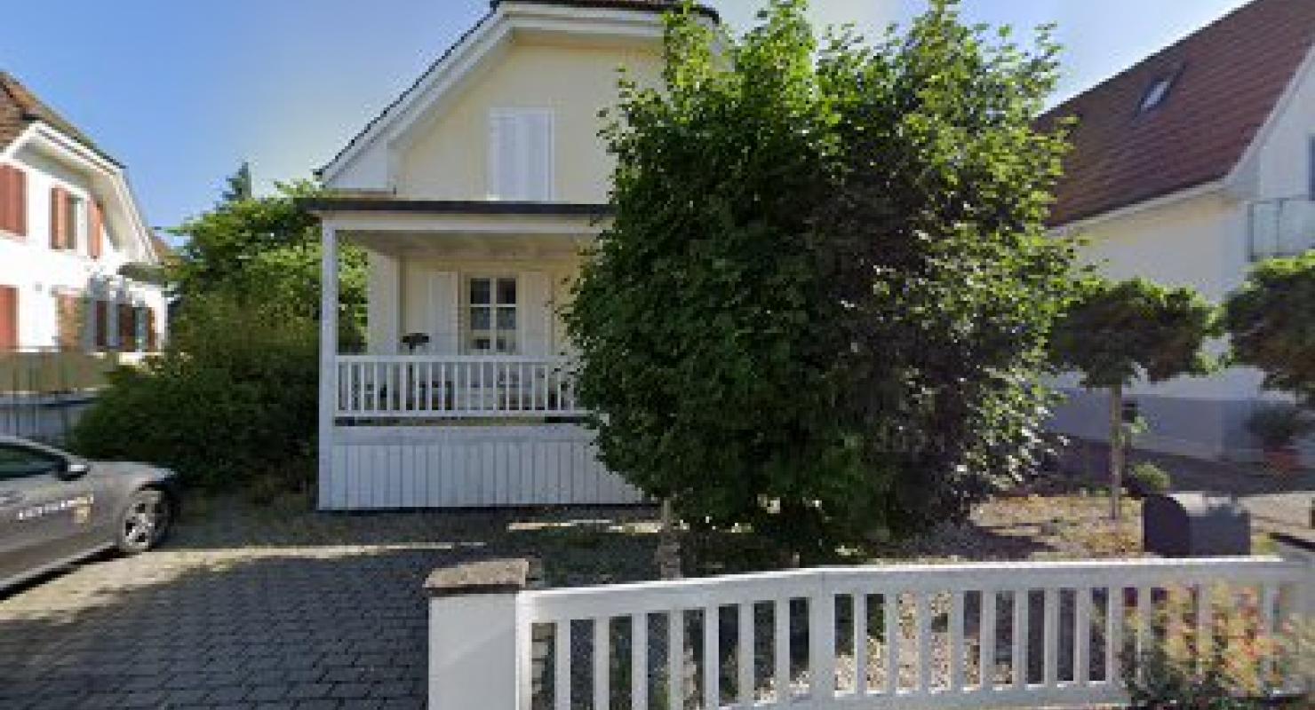 Anthea De Leva - Upcycled Fashion in Basel-Land