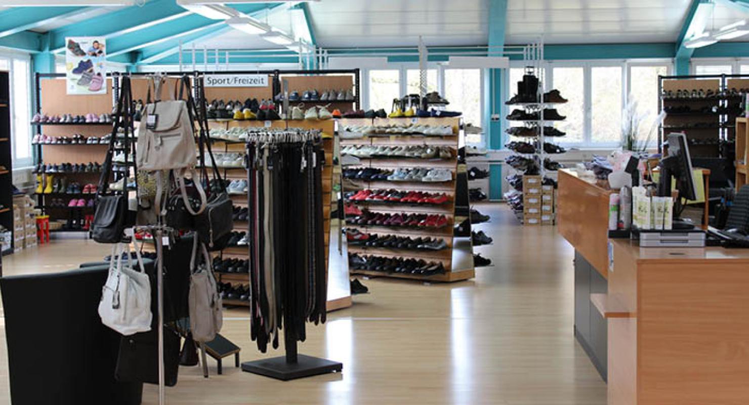 HELVESKO-LadySko-dansko - Fachgeschäft Arisdorf - Bequemschuhe - Second-hand Clothing in Basel-Land
