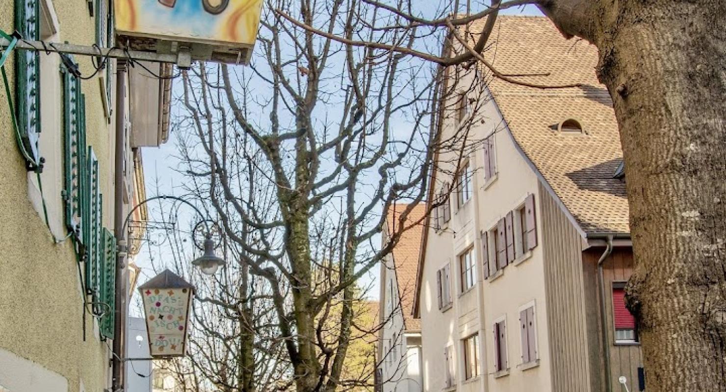 A. Flum GmbH Orthopädie-Technik - Second-hand Clothing in Basel-Land