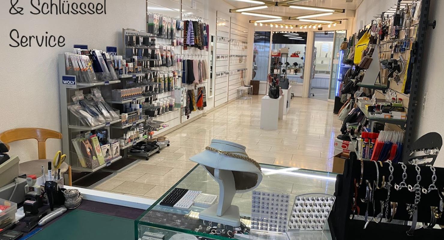 Schuh & Schlüsselservice Mühlematt - Second-hand Clothing in Basel-Land