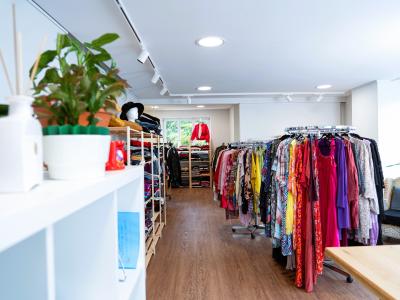 Grandiosa - Secondhand Mode für grosse Grössen / Plus Size ab Grösse 46 - Second-hand Clothing in Basel-Land