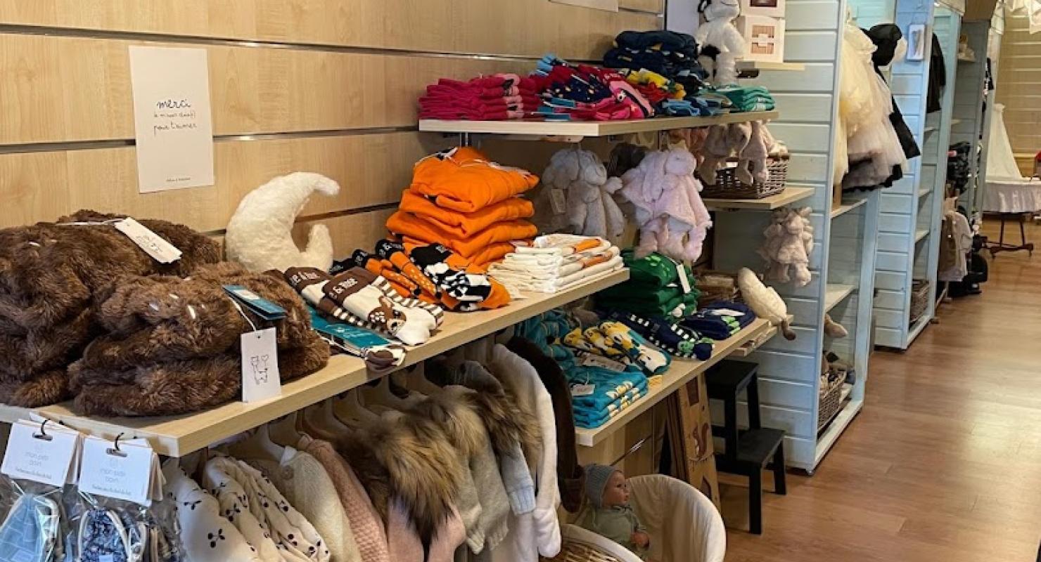 Bbg - Clothing Les Tout-Petits - Second-hand Clothing in Fribourg