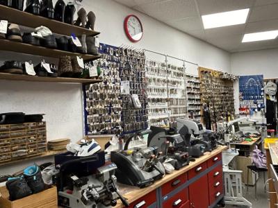 CORDONNERIE CLÉS COOP ROMONT - Second-hand Clothing in Fribourg