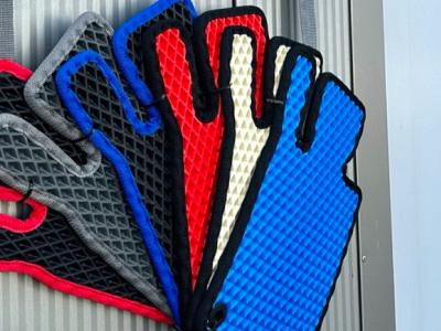 Tapis dans la voiture - Repair & Alteration in Fribourg