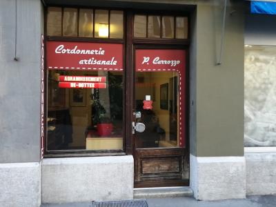 Pietro Carrozzo - Second-hand Clothing in Fribourg