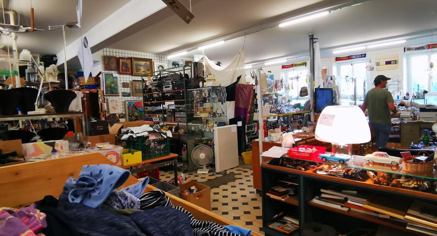 Glubos Brockenbude Verein Kreislauf - Second-hand Clothing in Basel-Stadt