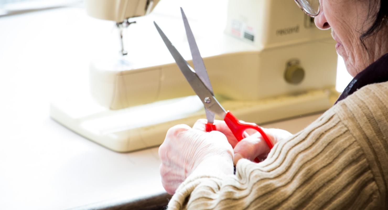 Rotkreuz Nähatelier - Rotes Kreuz Basel - Repair & Alteration in Basel-Stadt